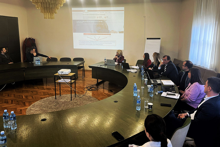 ODRŽANA RADIONICA SA PRIVREDNIM SUBJEKTIMA U CILjU UNAPREĐENJA REGULATORNOG OKVIRA U OBLASTI UGOSTITELJSTVA -PRUŽANјE USLUGA SMEŠTAJA I PRIPREMANјA I USLUŽIVANJA HRANE, PIĆA I NAPITAKA